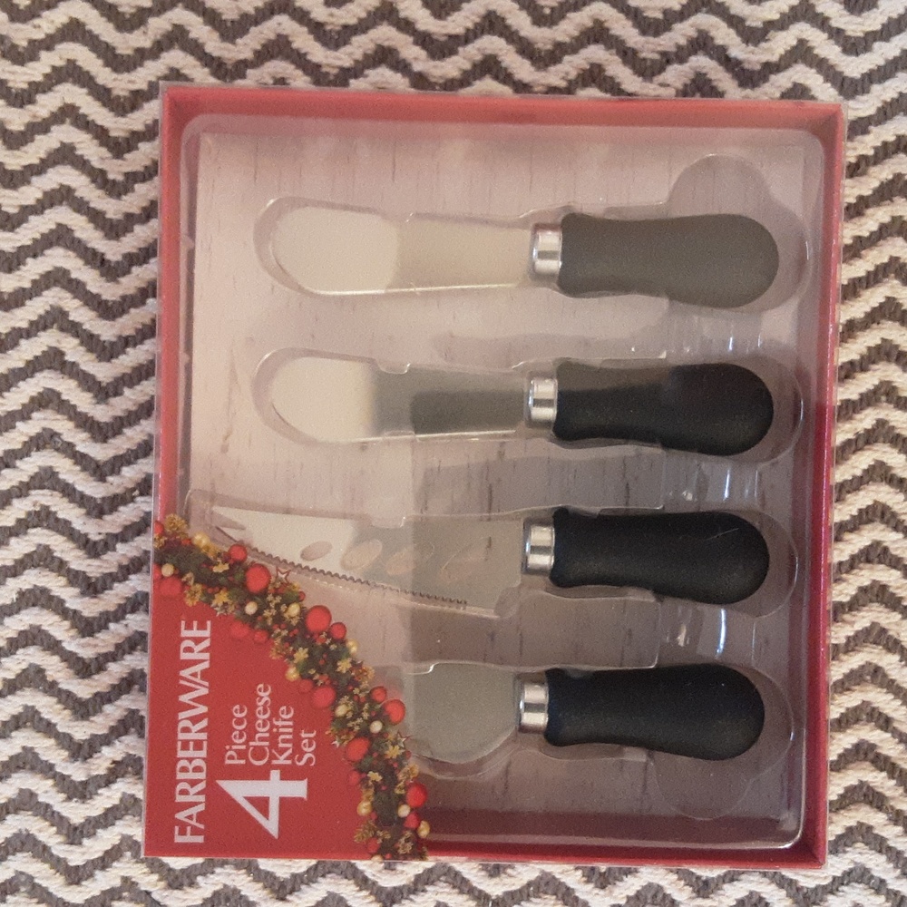 FARBERWARE - 4 Piece Cheese Knife Set